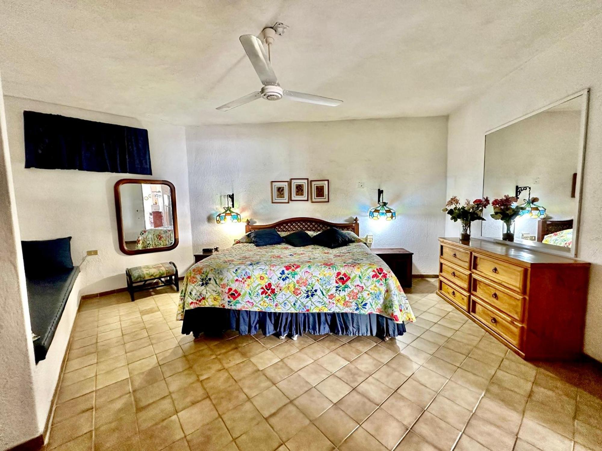 Aparthotel Casa Anita à Puerto Vallarta Extérieur photo